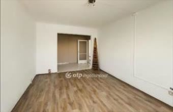 Eladó Tatabányai panel lakás hirdetés (64671349)