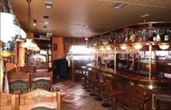 Eladó Budapest VI. kerületi üzlethelyiség utcafronton hirdetés (73994735)