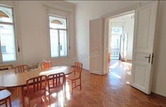 Eladó Budapest V. kerületi tégla lakás hirdetés (49311627)