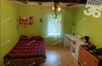 Eladó Tiszakécskei családi ház hirdetés (77487777)