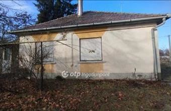 Eladó Jászberényi tanya hirdetés (97367642)