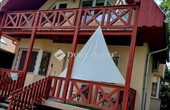 Eladó Budapest III. kerületi családi ház hirdetés (92848524)