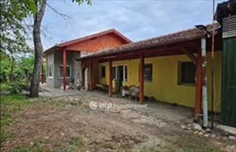 Eladó Tiszaföldvári családi ház hirdetés (81434644)