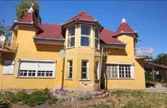 Eladó Ceglédi családi ház hirdetés (35255343)