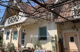 Eladó Gyulai családi ház hirdetés (68348996)