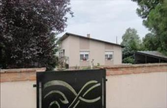 Eladó Dabasi ikerház hirdetés (27295445)