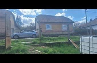 Cserélhető Csitári családi ház hirdetés (97154373)