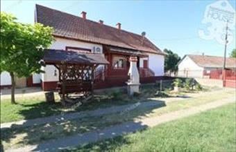 Eladó Csengődi családi ház hirdetés (18394552)