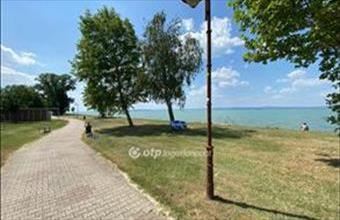 Eladó Siófoki tégla lakás hirdetés (89999237)