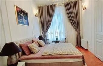 Eladó Budapest V. kerületi tégla lakás hirdetés (68249256)