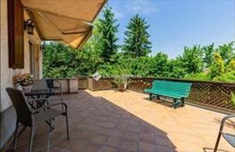 Eladó Budapest II. kerületi ikerház hirdetés (34453695)