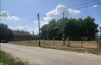 Eladó Kunszentmiklósi lakóövezeti telek hirdetés (93616537)