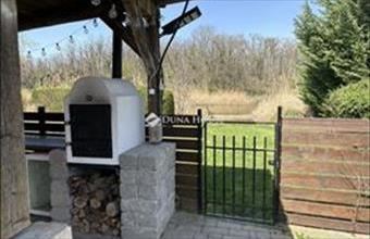 Eladó Taksonyi családi ház hirdetés (73489136)