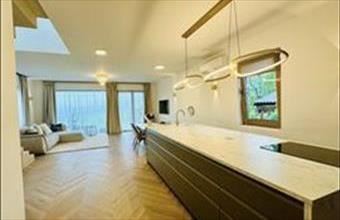 Eladó Váci családi ház hirdetés (99573725)