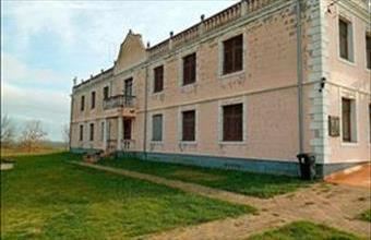 Eladó Galamboki kastély hirdetés (41326957)