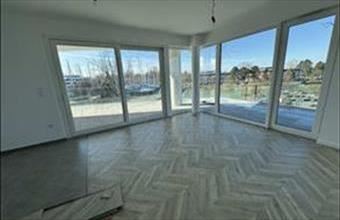 Eladó Balatonszemesi tégla lakás hirdetés (32471593)