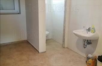 Kiadó Balatonendrédi telephely hirdetés (42536742)