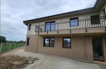 Eladó Szántódi tégla lakás hirdetés (24392434)