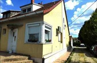 Eladó Enyingi családi ház hirdetés (42244534)