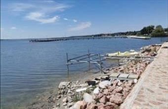 Eladó Velencei lakóövezeti telek hirdetés (95326943)