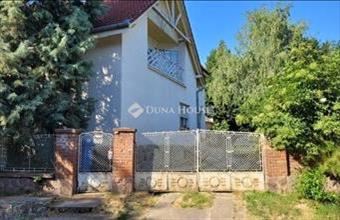 Eladó Pécsi családi ház hirdetés (68931344)