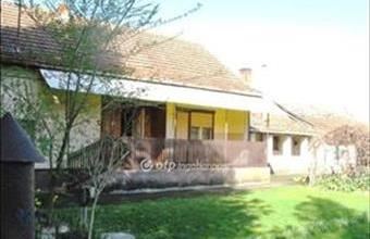 Eladó Tiszacsegei családi ház hirdetés (43847655)