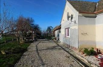 Eladó Főnyedi családi ház hirdetés (37352297)