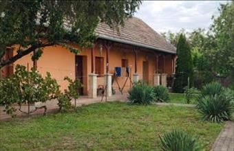 Eladó Balatonendrédi családi ház hirdetés (94783494)