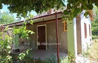 Eladó Szarvasi családi ház hirdetés (79547945)