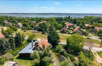 Eladó Velencei családi ház hirdetés (75444785)