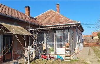 Eladó Csengődi családi ház hirdetés (43443775)