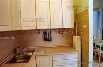Eladó Budapest V. kerületi tégla lakás hirdetés (83489379)