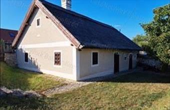 Eladó Pécselyi családi ház hirdetés (79531448)