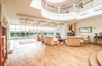 Eladó Budapest III. kerületi családi ház hirdetés (32875933)