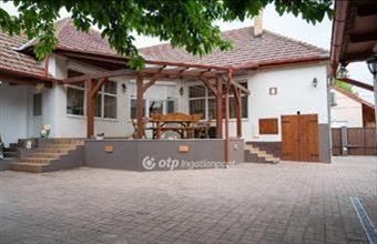 Eladó Ceglédberceli családi ház hirdetés (74379732)