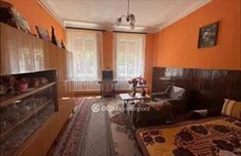 Eladó Debreceni házrész hirdetés (43222415)