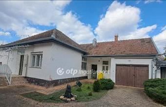 Eladó Gyulai családi ház hirdetés (74555326)