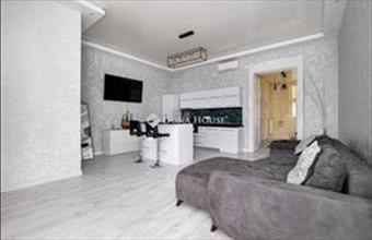 Eladó Budapest VI. kerületi tégla lakás hirdetés (73929399)