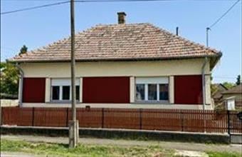 Eladó Jászalsószentgyörgyi családi ház hirdetés (19179725)