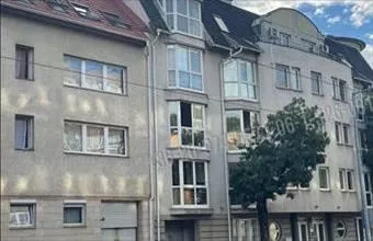 Kiadó Budapest III. kerületi iroda irodaházban hirdetés (22391239)