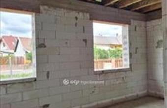 Eladó Dabasi ikerház hirdetés (33829613)