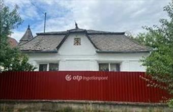 Eladó Tápiószentmártoni családi ház hirdetés (23773434)