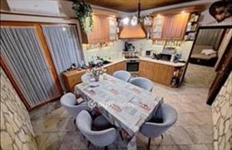 Eladó Tiszajenői családi ház hirdetés (32233234)