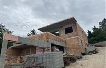 Eladó Győrújbaráti családi ház hirdetés (83342424)