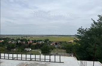 Eladó Győrújbaráti családi ház hirdetés (83342424)