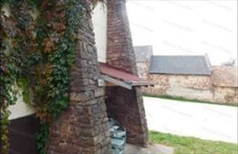 Eladó Kővágóörsi családi ház hirdetés (97725353)