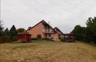 Eladó Cserszegtomaji családi ház hirdetés (53392378)