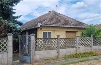 Eladó Tápiószecsői családi ház hirdetés (95494424)