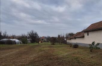 Eladó Jászfényszarui lakóövezeti telek hirdetés (71643975)