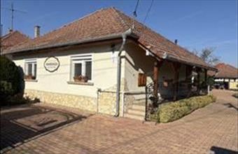 Eladó Gyulai családi ház hirdetés (97675945)